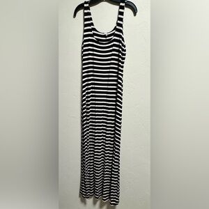 Old Navy Maxi Dress Size L